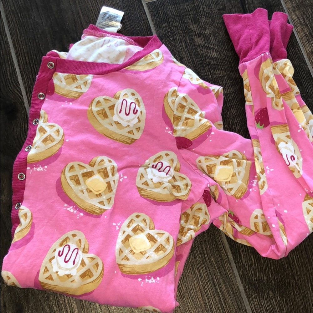 WAFFLE ONESIE